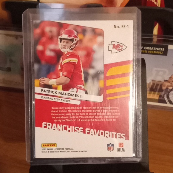 PATRICK MAHOMES II ( 2 CARD LOT ) - Picture 3 of 4